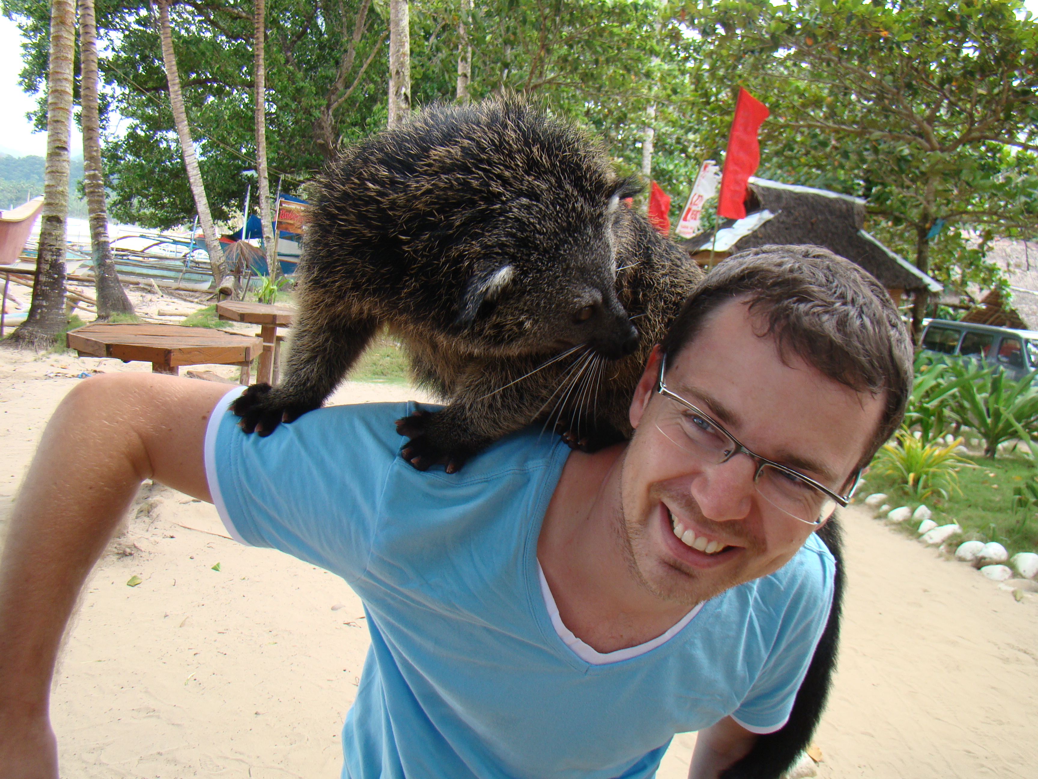 Filipini 2012 – Puerto Princesa – oaza čistoče in hrane